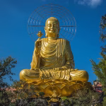 golden-statue-of-buddha-in-vietnam