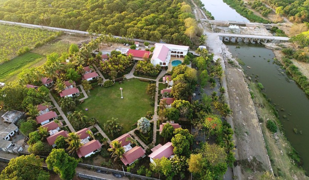 gir-vanvaso-resort